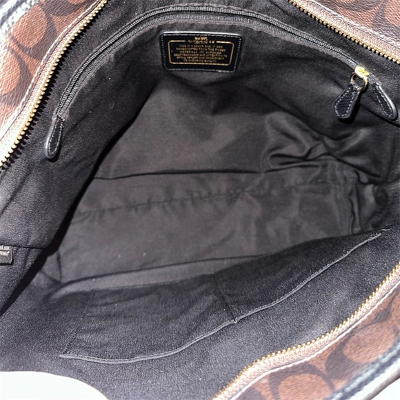 Coach City Tote with Pouch - Picture 9 of 12